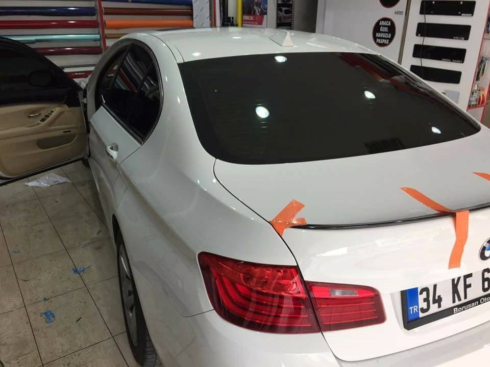 BMW F10 İnce Spoiler Piano Black, ABS Plastik, F10 M5 Spoyler, Parlak Siyah Boyalı