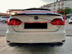 VW Jetta MK6 M4 Yarasa Spoiler Parlak Siyah Plastik 2011 2017, ithal piano