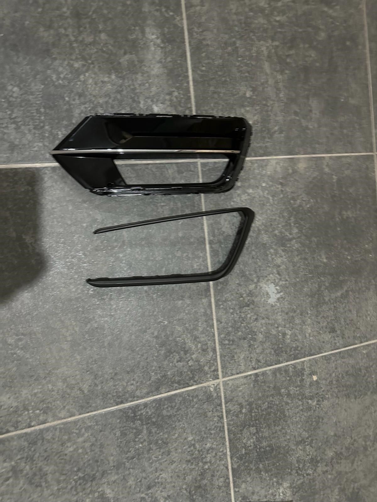 PASSAT B8 RLİNE TAMPON SİS ÇERÇEVESİ SAĞ