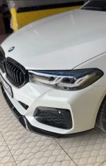 BMW 5 SERİSİ G30 ÖN LİP M TEK UYUMLU 2021+ PARLAK SİYAH İTHAL