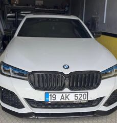 BMW 5 SERİSİ G30 ÖN LİP M TEK UYUMLU 2021+ PARLAK SİYAH İTHAL