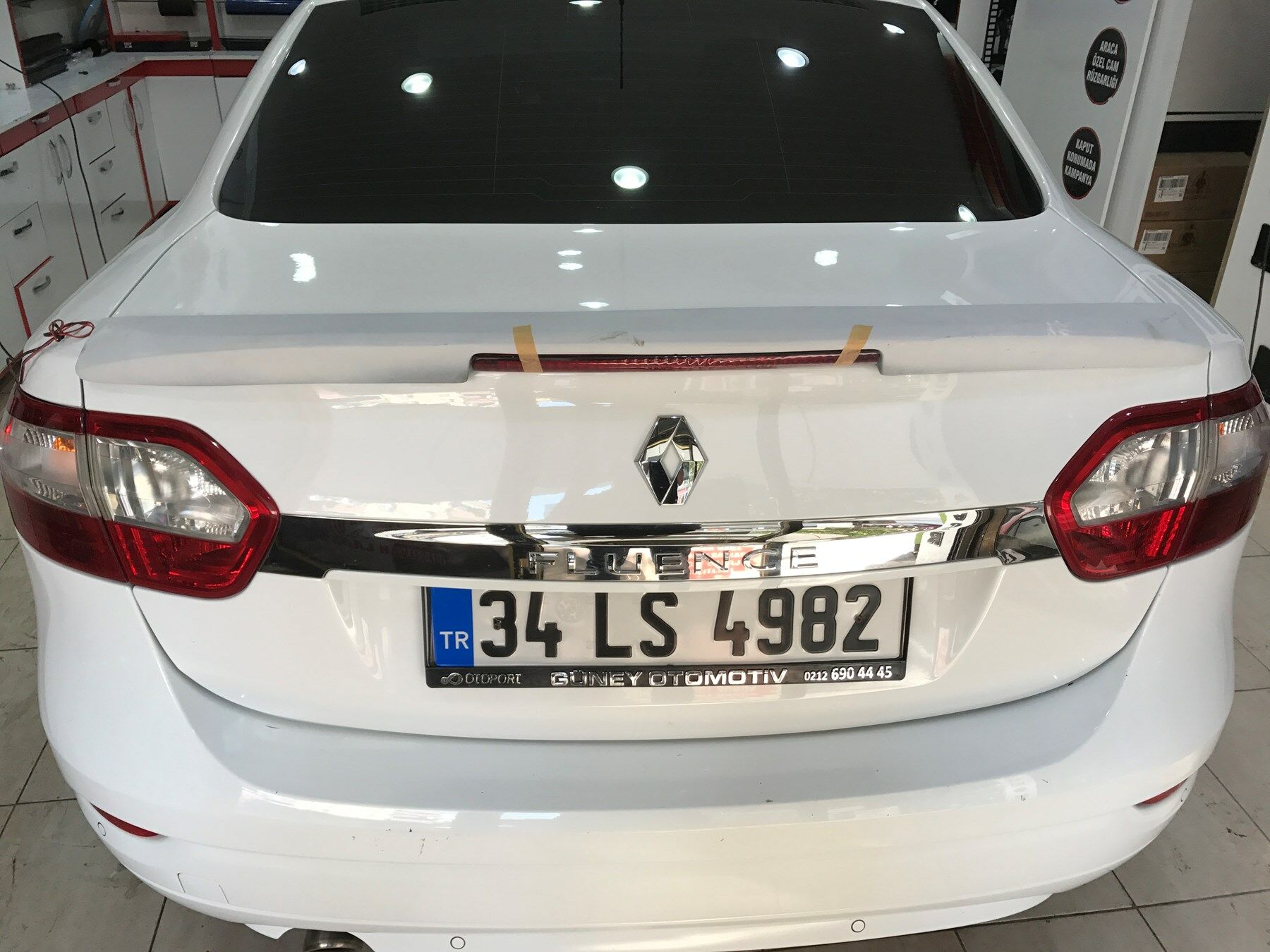 fluence bagaj üstü spoiler spoyler ışıklı astarlı