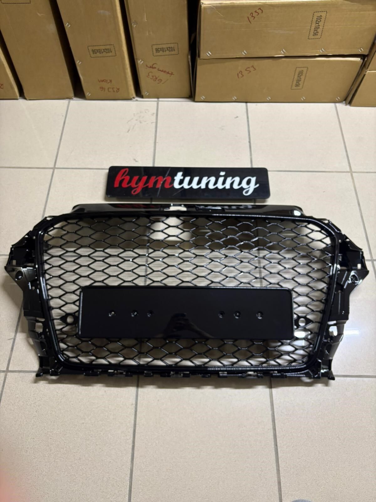 Audi A3 RS3 PANJUR spor model logosuz dizayn full petek 2013 2016 UYUMLU