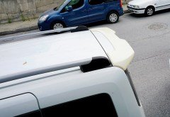 Ford Courier Yarasa Spoiler, Boyasız, ABS Plastik, 2014 2021 Kurye Arka Bagaj Kapağı Üzeri Spoyler