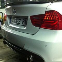 BMW E90 Performance Spoyler, Piano Black Boyalı, Parlak Siyah