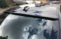 BMW 3 SERİSİ E90 CAM ÜSTÜ SPOİLER 2005 2012 UYUMLU E90 SPOYLER PİANO BLACK
