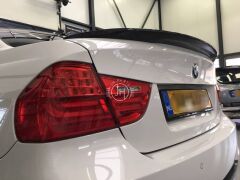 BMW 3 SERİSİ E90 M PERFORMANCE SPOİLER  2005 - 2012 E90 BAGAJ ÜSTÜ ÇITA SPOYLER PARLAK SİYAH BOYALI