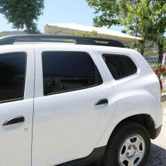 DACİA DUSTER 2018+ KELEBEK CAM VİZÖRÜ PARLAK SİYAH