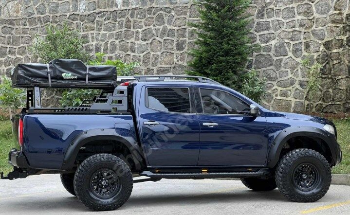 Mercedes X-Class Tavan Çıtası Siyah 2017 - 2022 uyumlu