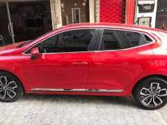 Renault Clio 5 Komple Krom Cam Çerçevesi, 2020, Paslanmaz Çelik, Alt Üst Fitil Üstü Krom Çıtalar