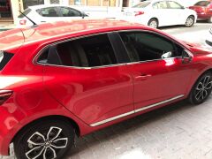 Renault Clio 5 Komple Krom Cam Çerçevesi, 2020, Paslanmaz Çelik, Alt Üst Fitil Üstü Krom Çıtalar