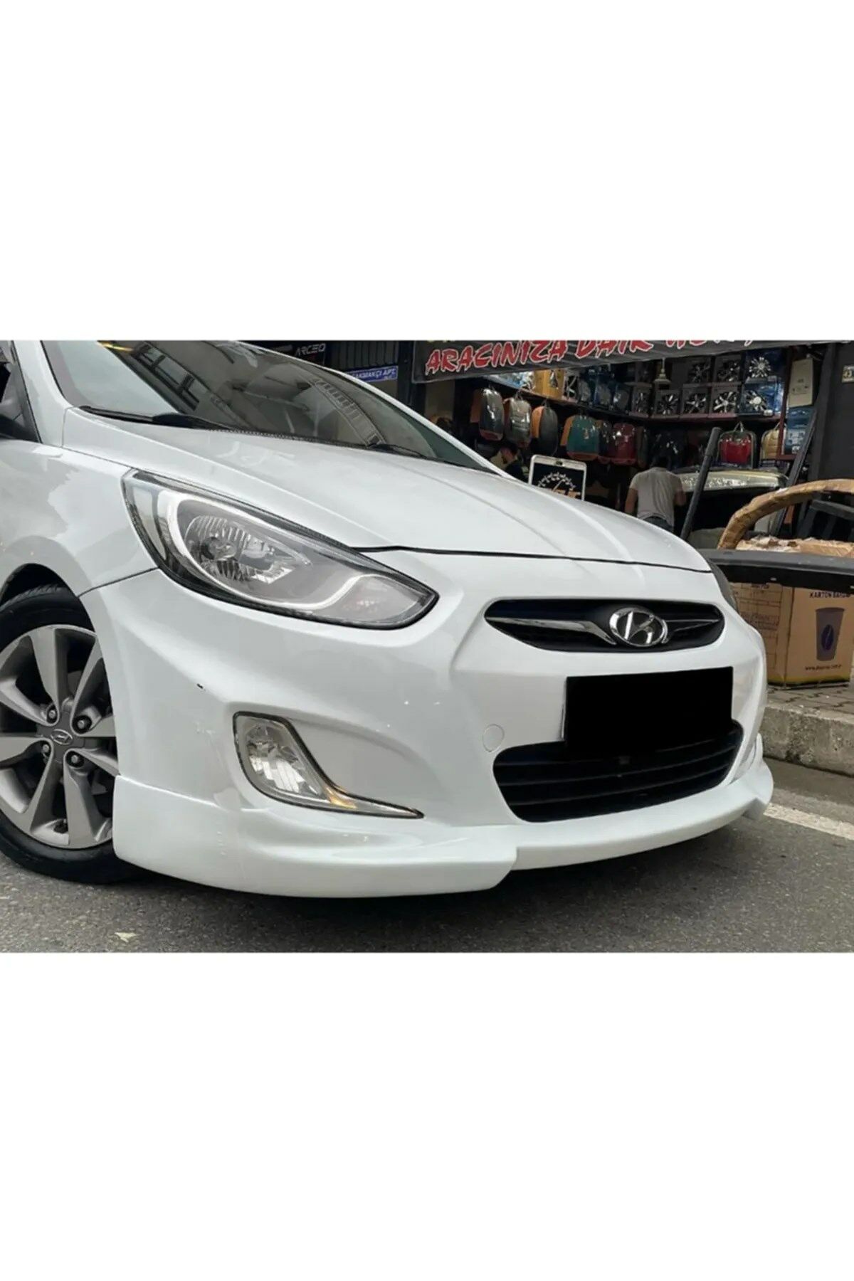 Hyundai Accent Blue Ön Karlık Boyasız Abs Plastik  2011+