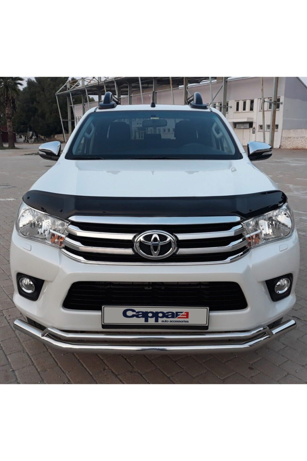Toyota Hilux 2015+ Kaput Rüzgarlığı Piano Black