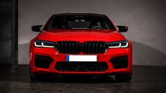 BMW 5 Serisi G30 M5 Shadowline Panjur G30 M5 Böbrek Makyajlı Kasa 2020+ Piano Black Parlak Siyah