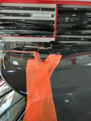 opel astra h piano black boyalı spoiler spoyler