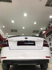 skoda octavia votex spoiler piano black boyalı spoyler abs