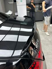 MERCEDES W206 SPOİLER PARLAK SİYAH ABS PLASTİK İTHAL ÜRÜN 2021+