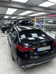 MERCEDES W206 CAM ÜSTÜ SPOİLER PARLAK SİYAH ABS PLASTİK İTHAL ÜRÜN 2021+